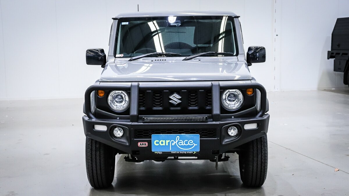 Suzuki Jimny image 2