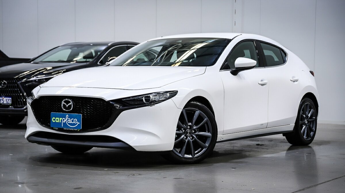 Mazda 3 image 1