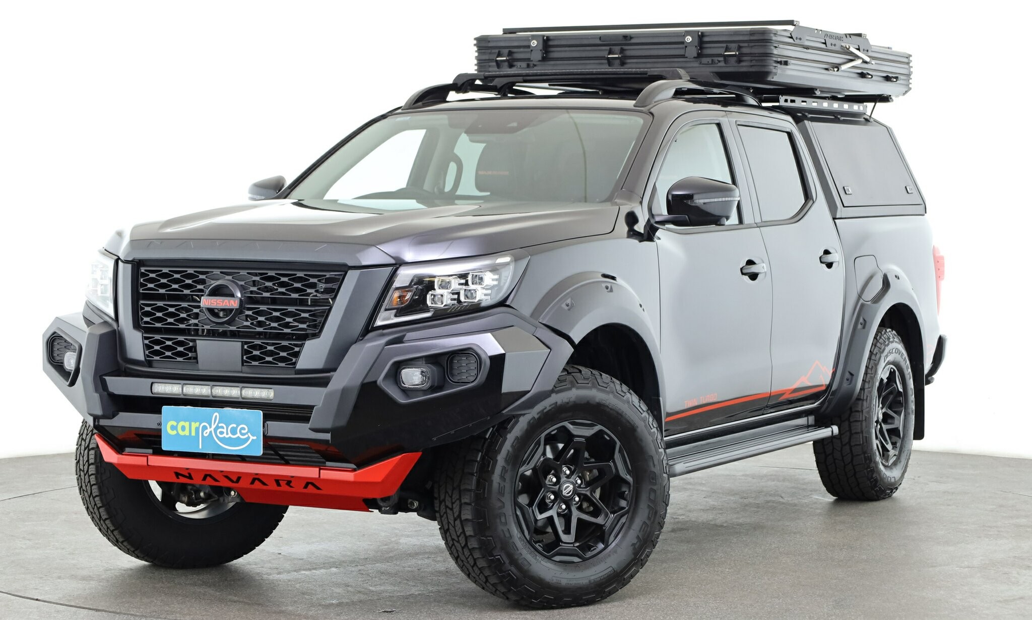 Nissan Navara image 1