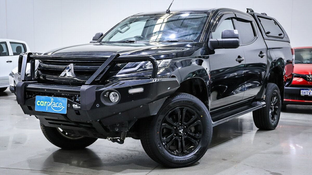 Mitsubishi Triton image 1