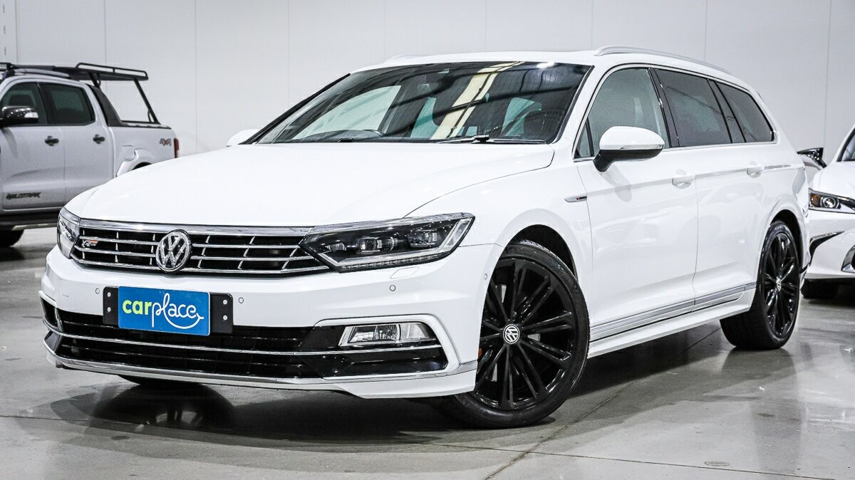 Volkswagen Passat image 1