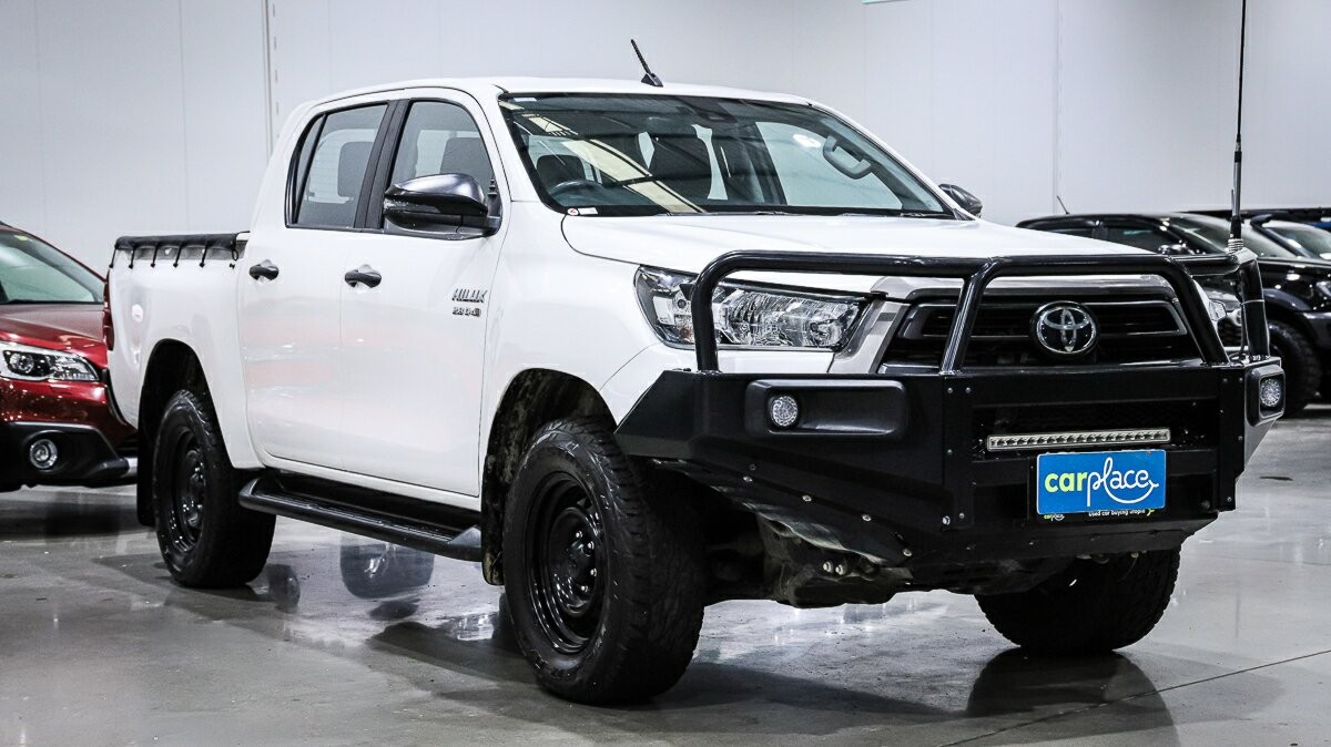 Toyota Hilux image 3
