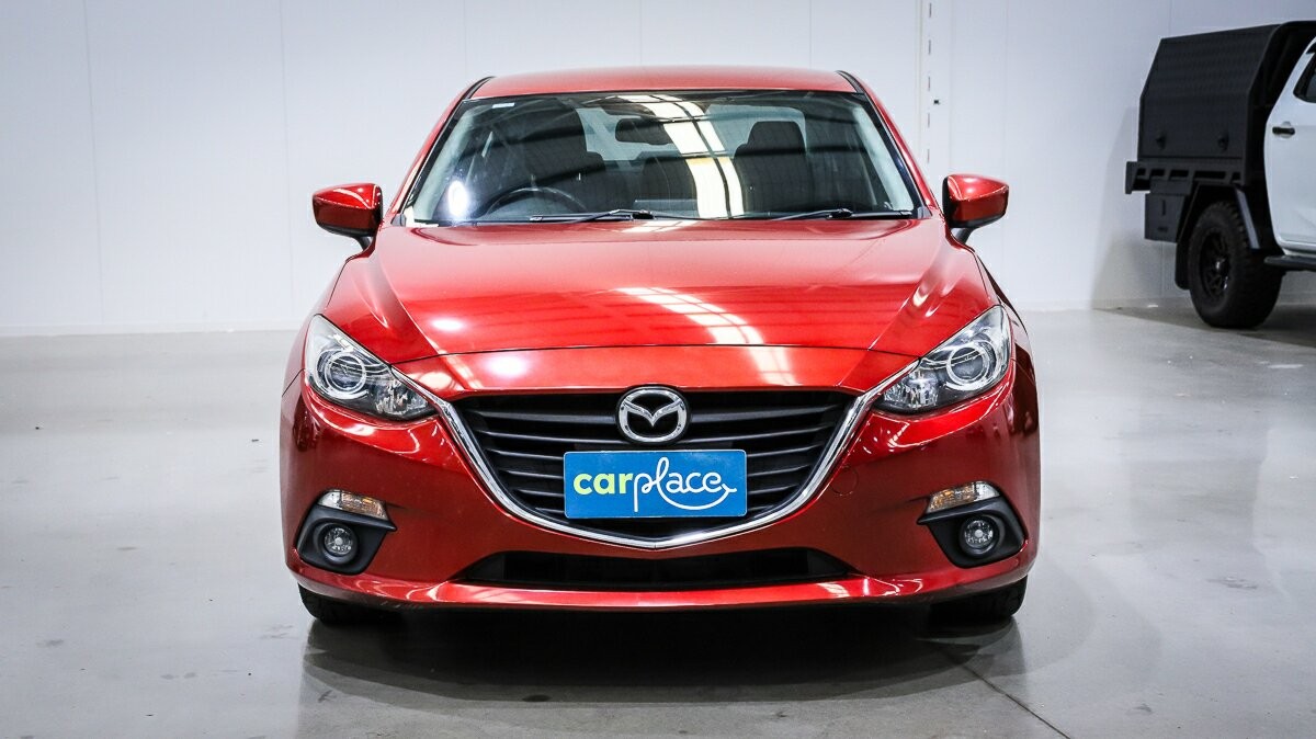Mazda 3 image 2