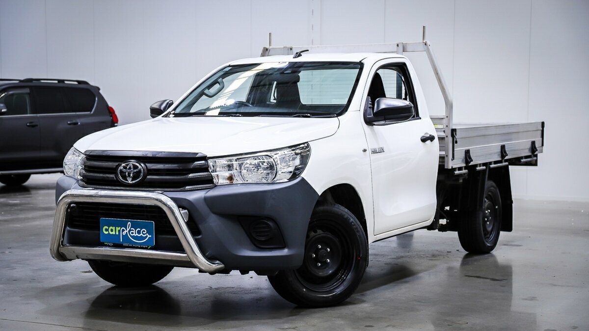 Toyota Hilux image 1