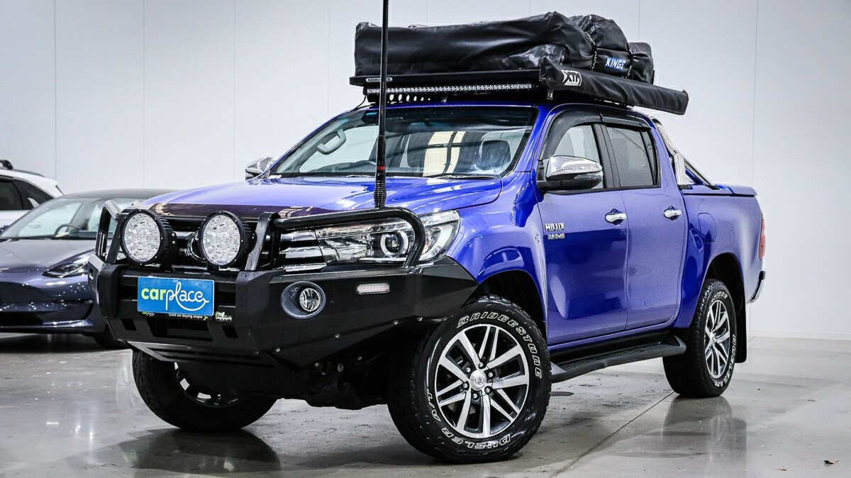 Toyota Hilux image 1