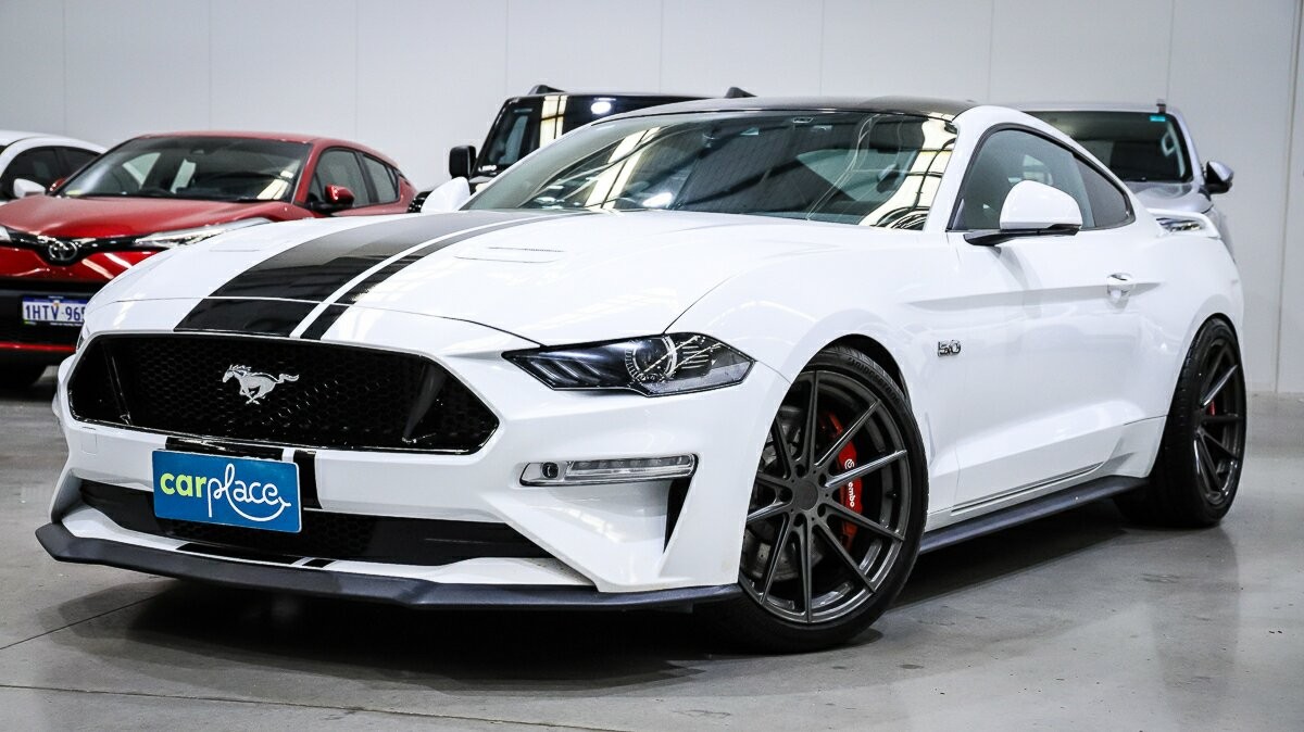 Ford Mustang image 2