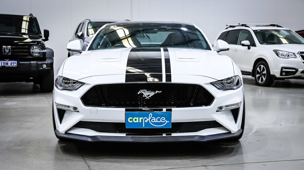 Ford Mustang image 3