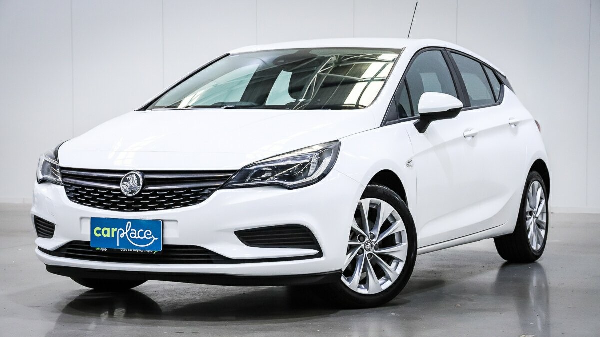 Holden Astra image 1