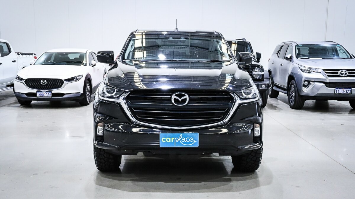 Mazda Bt-50 image 2