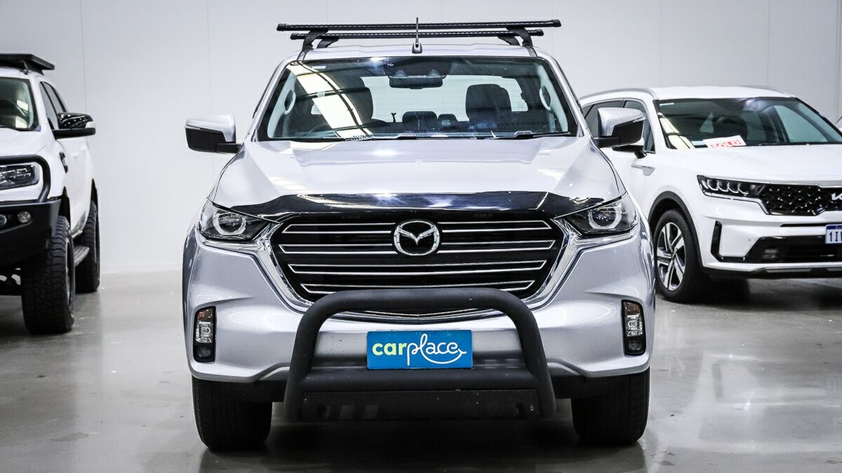 Mazda Bt-50 image 2
