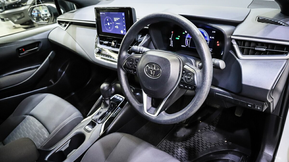 Toyota Corolla image 4