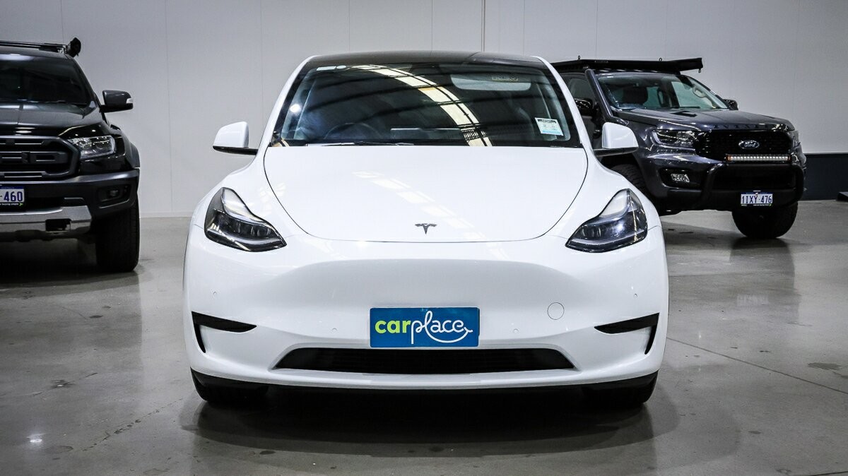 Tesla Model Y image 2