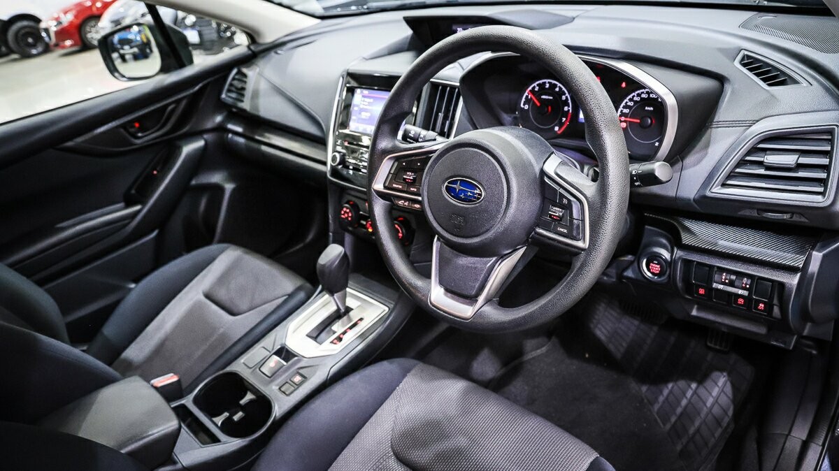 Subaru Impreza image 4