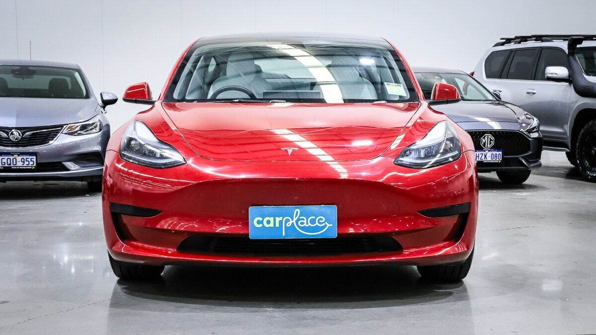 Tesla Model 3 image 2