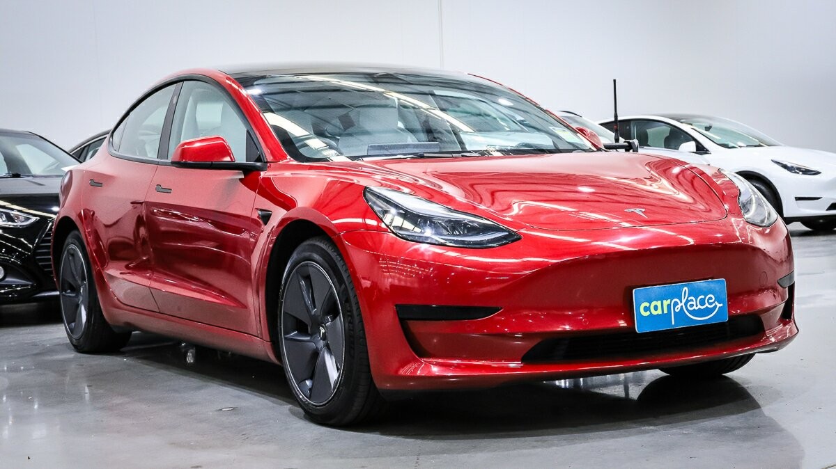 Tesla Model 3 image 3