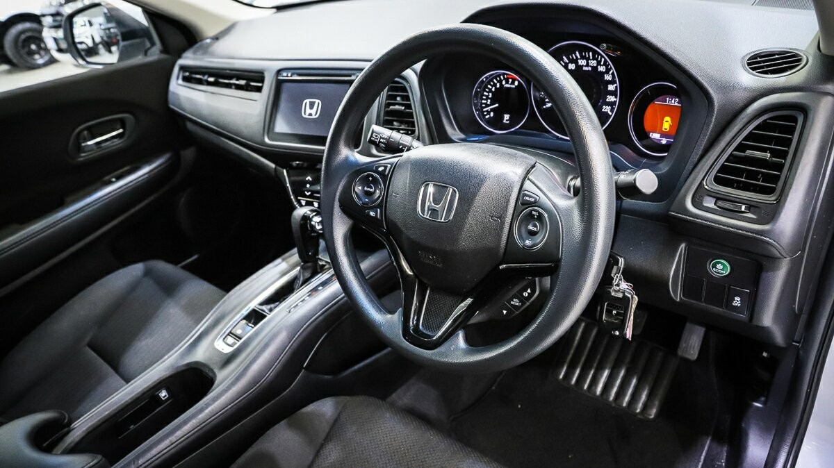 Honda Hr-v image 4