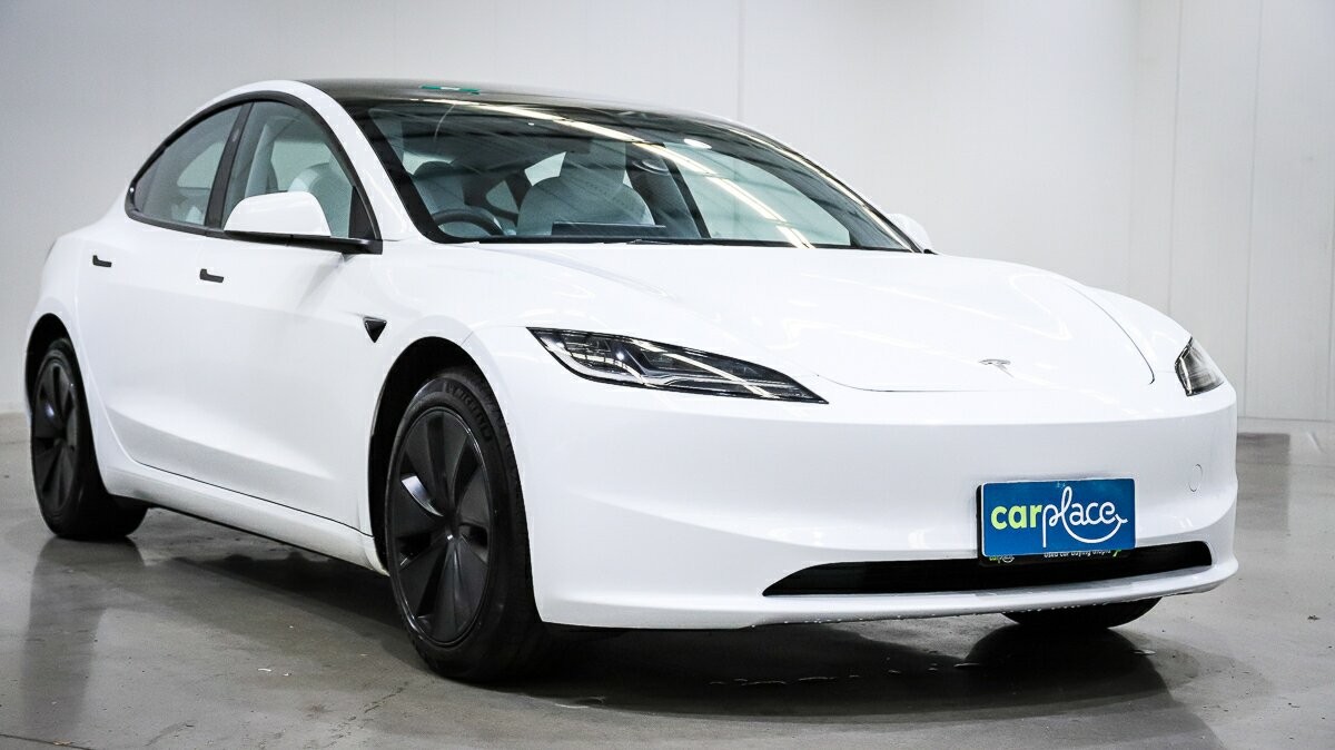 Tesla Model 3 image 3