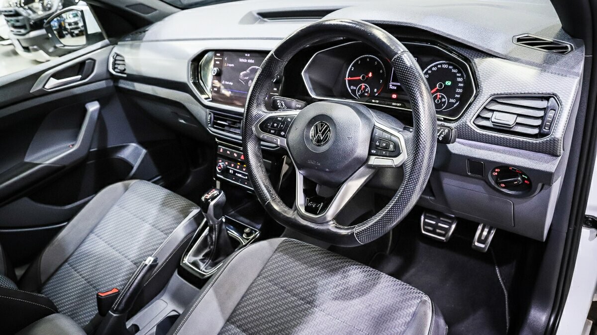 Volkswagen T-cross image 4