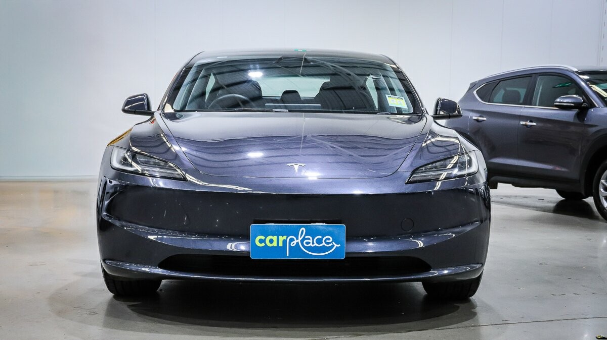 Tesla Model 3 image 2