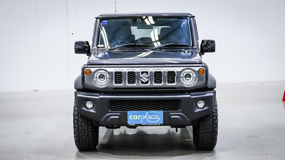Suzuki Jimny image 2