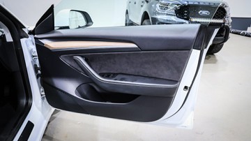 https://vehicle-cdn.autoleague.cloud/3881_1105481_16.jpg