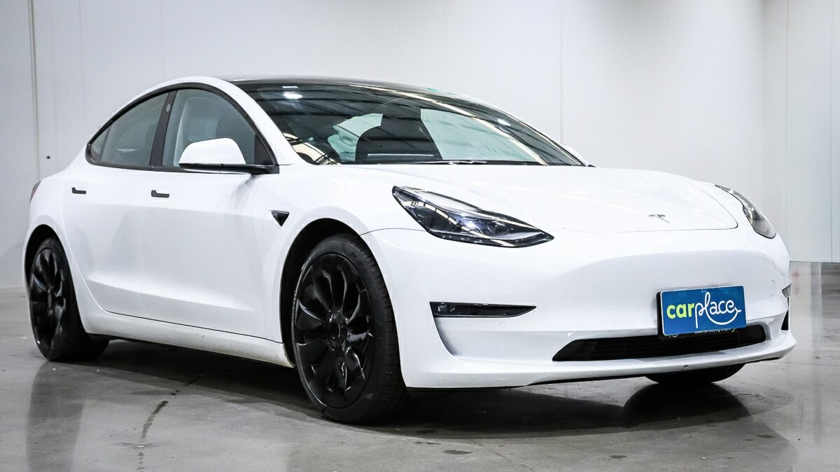 Tesla Model 3 image 3