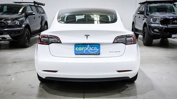 https://vehicle-cdn.autoleague.cloud/3881_1105481_9.jpg