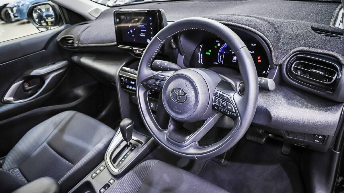 Toyota Yaris Cross image 4