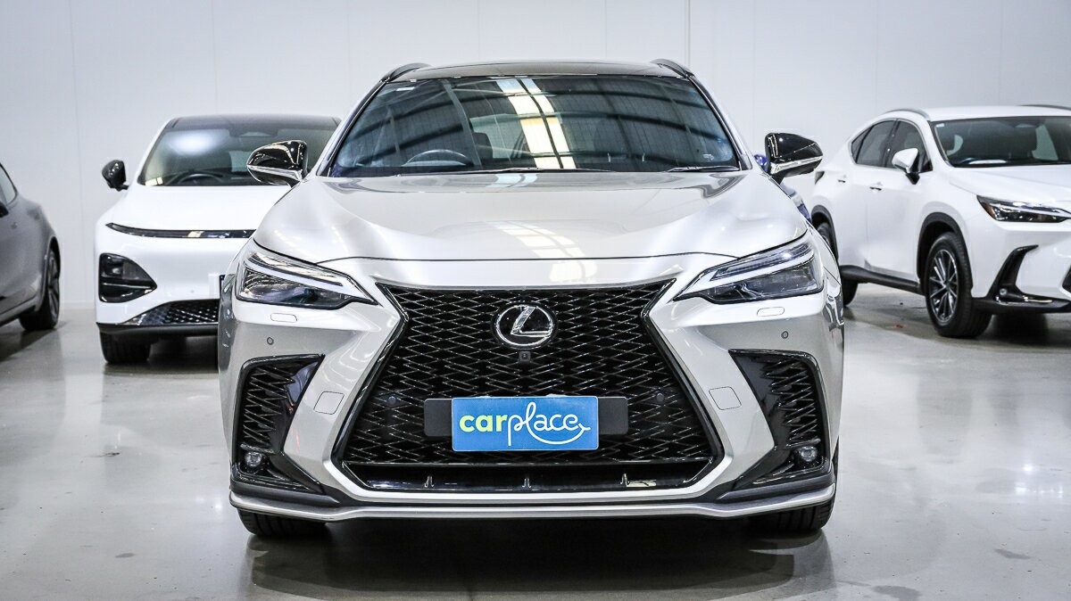 Lexus Nx image 2
