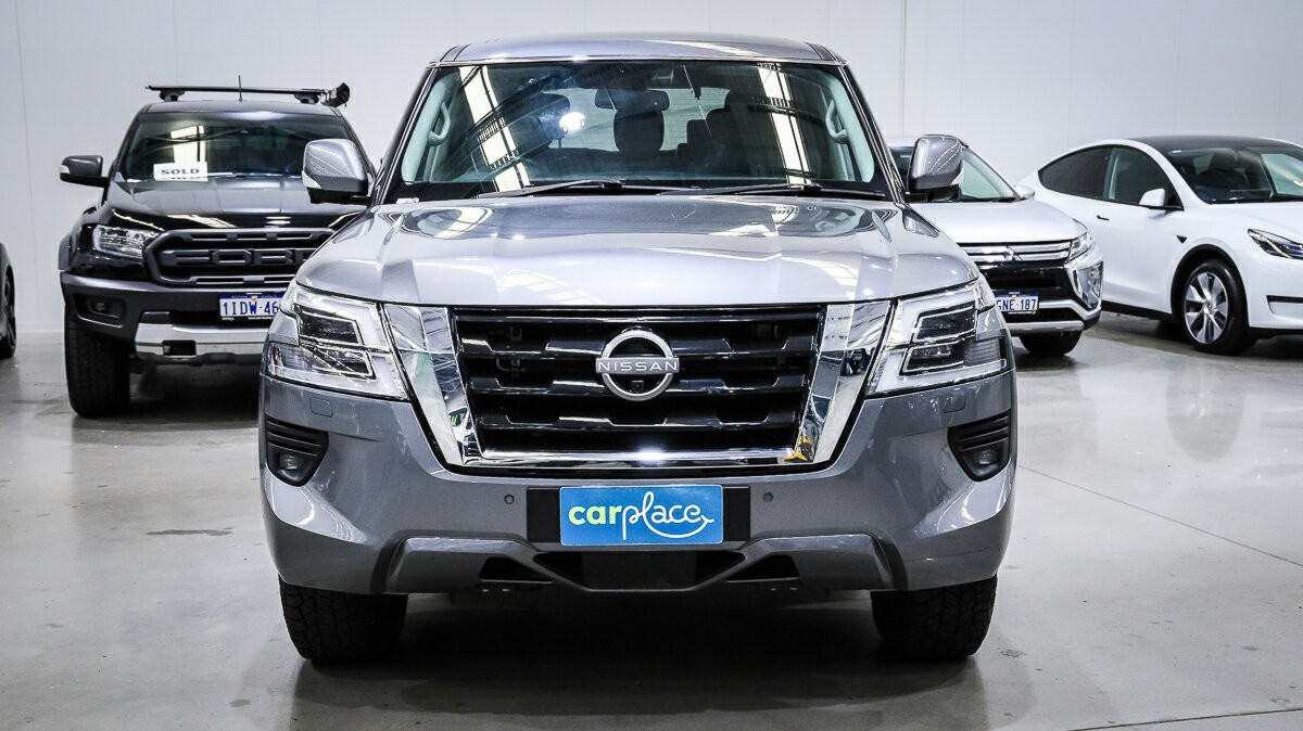 Nissan Patrol image 2