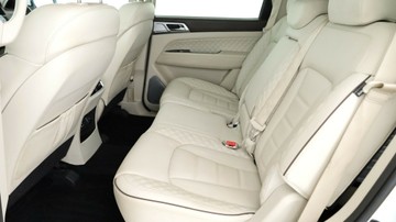 https://vehicle-cdn.autoleague.cloud/3881_1105512_16.jpg
