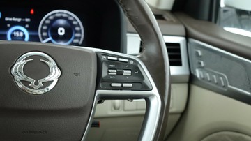 https://vehicle-cdn.autoleague.cloud/3881_1105512_24.jpg