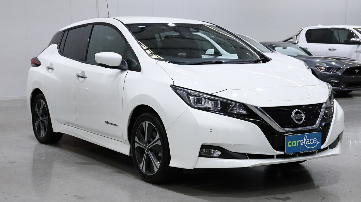 Nissan Leaf image 3