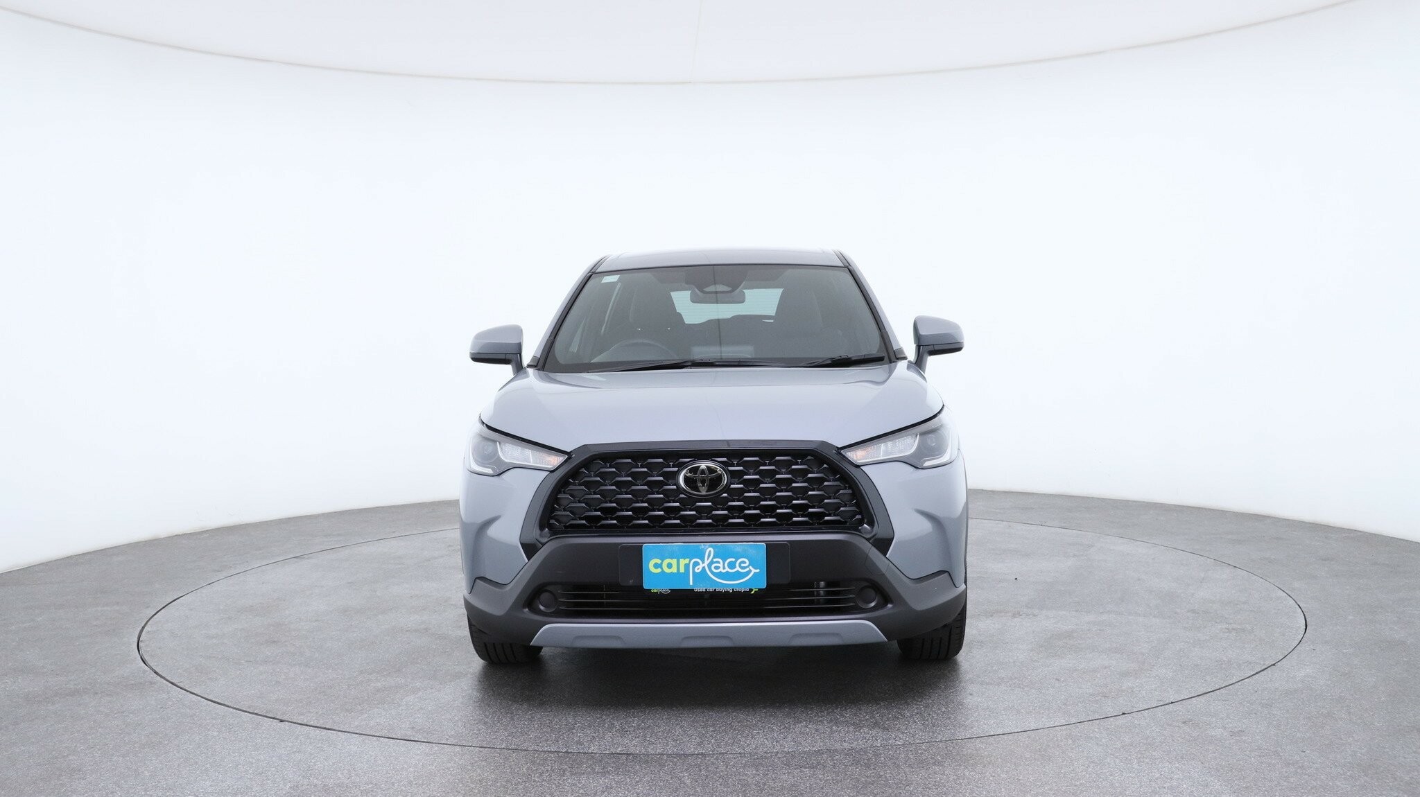 Toyota Corolla Cross image 2