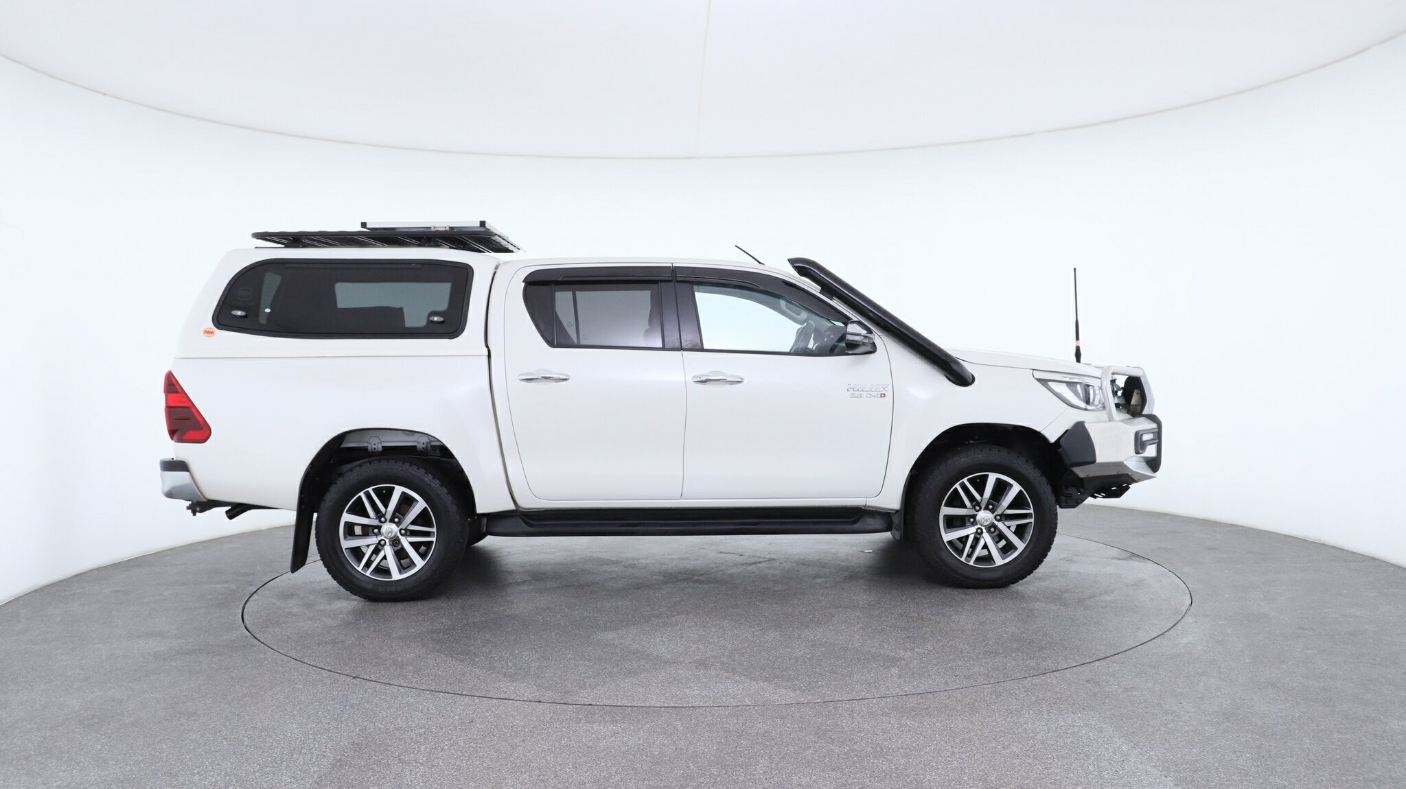 Toyota Hilux image 4