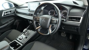 https://vehicle-cdn.autoleague.cloud/3881_1105551_5.jpg