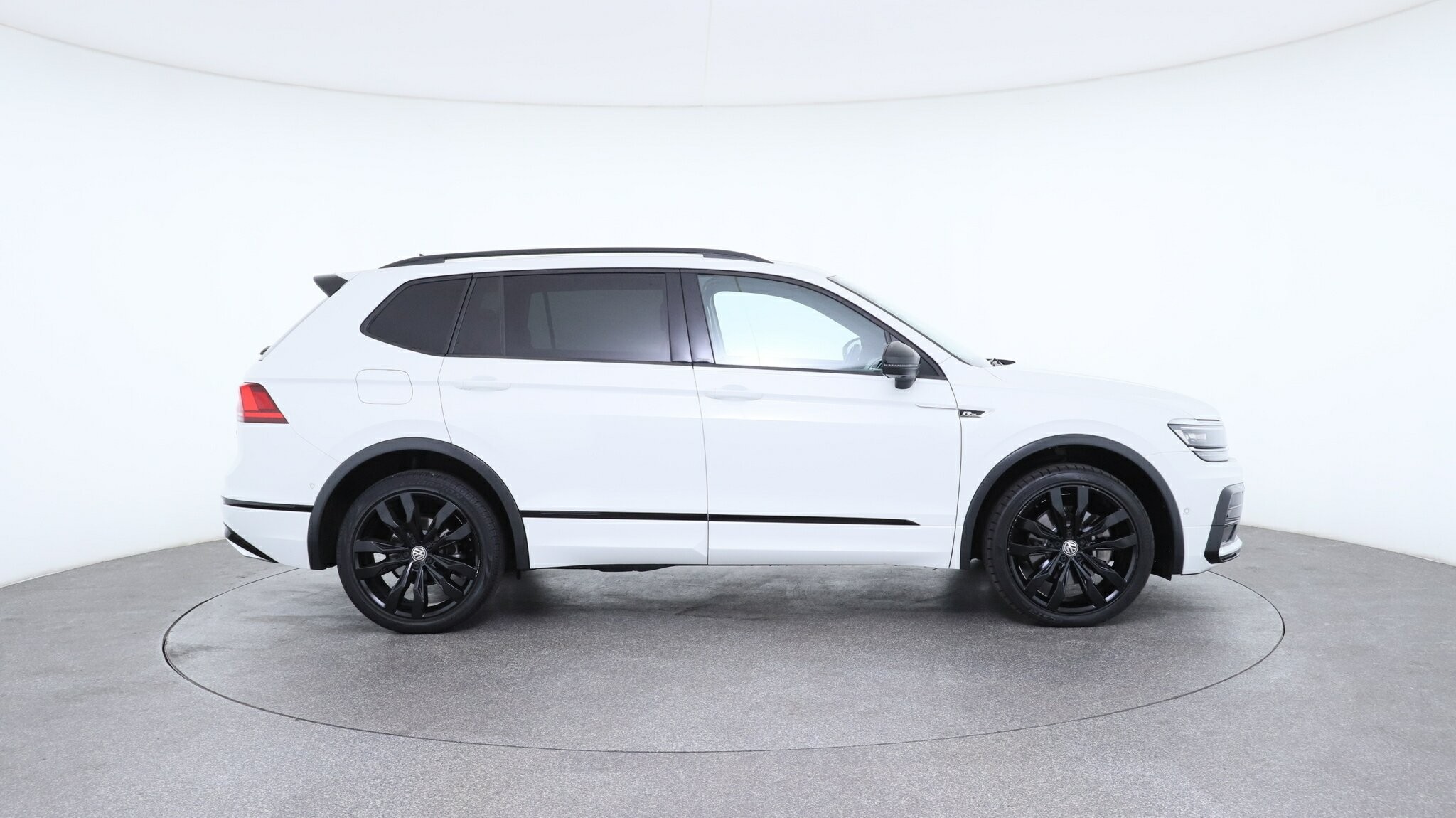 Volkswagen Tiguan image 4