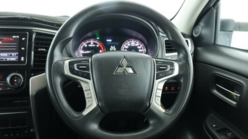 https://vehicle-cdn.autoleague.cloud/3881_1105553_23.jpg