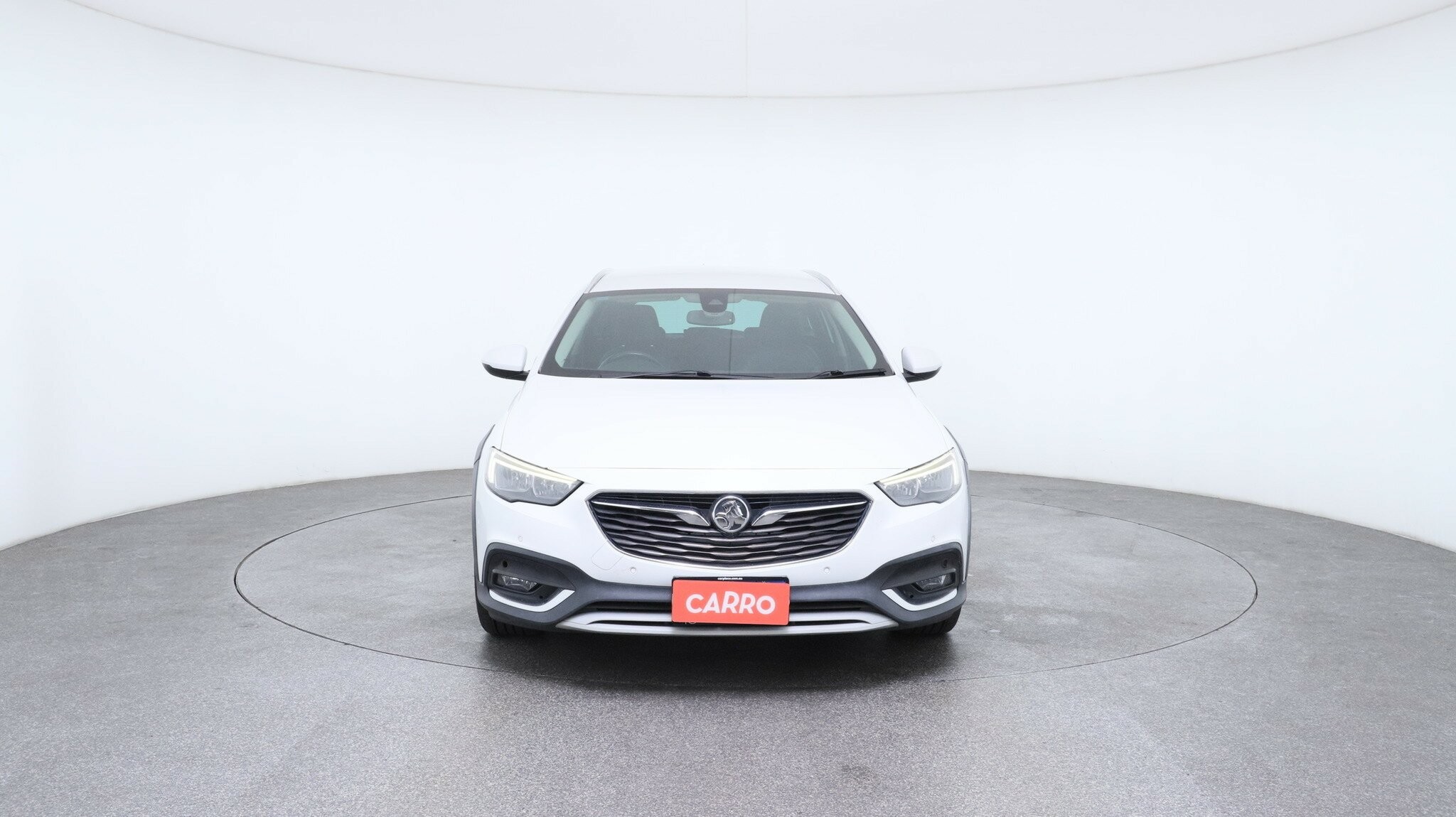 Holden Calais image 3