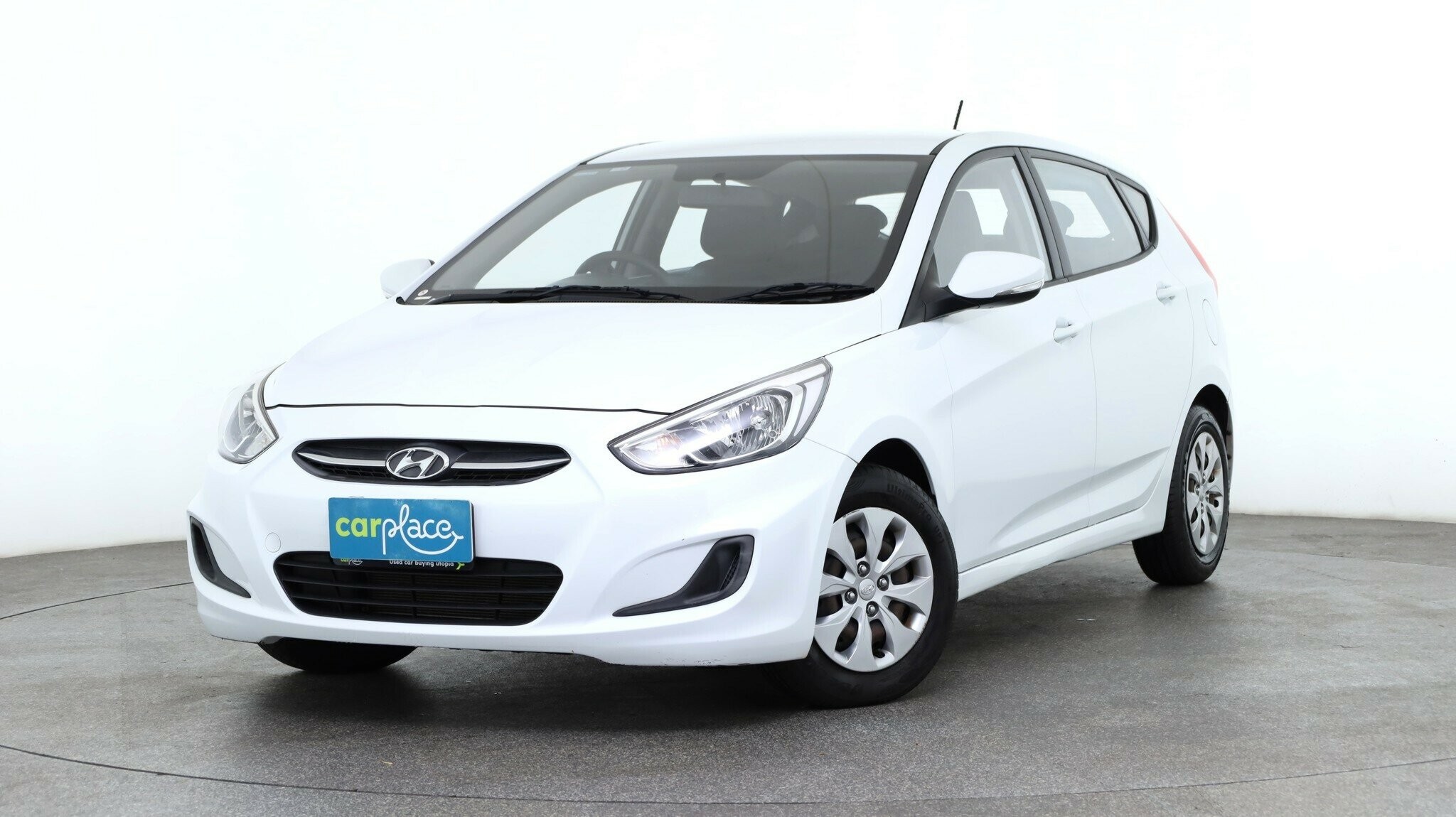 Hyundai Accent image 1
