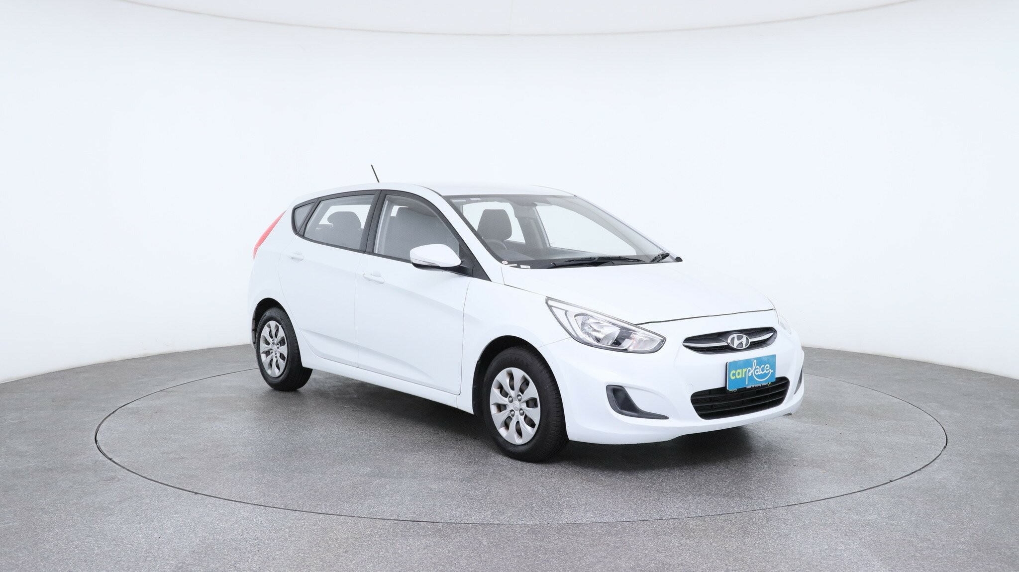 Hyundai Accent image 3