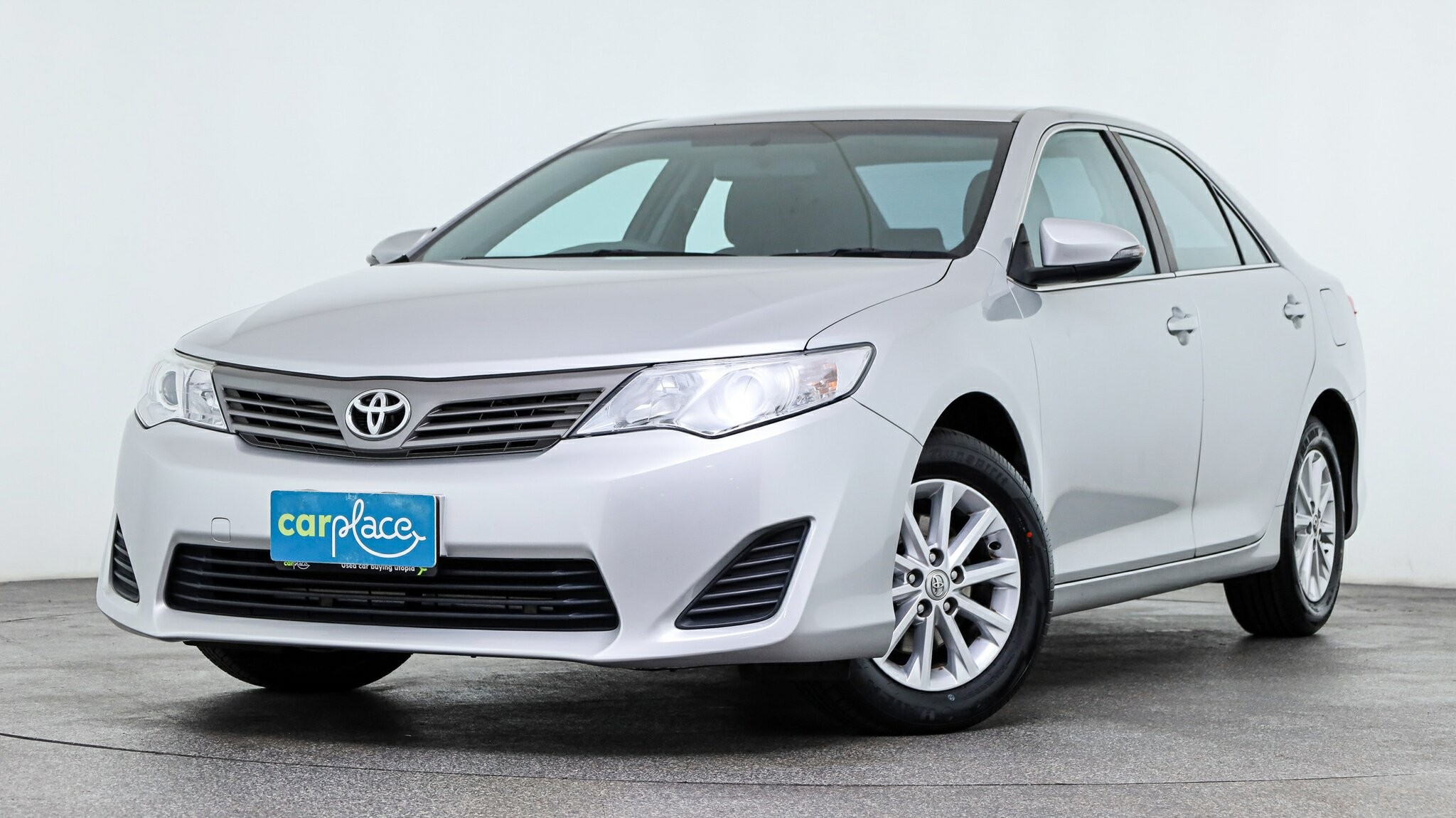 Toyota Camry image 1