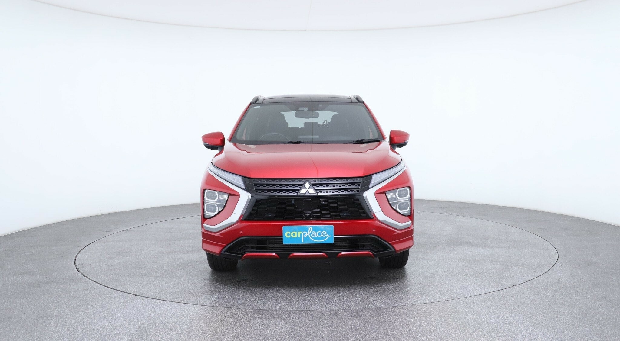 Mitsubishi Eclipse Cross image 2