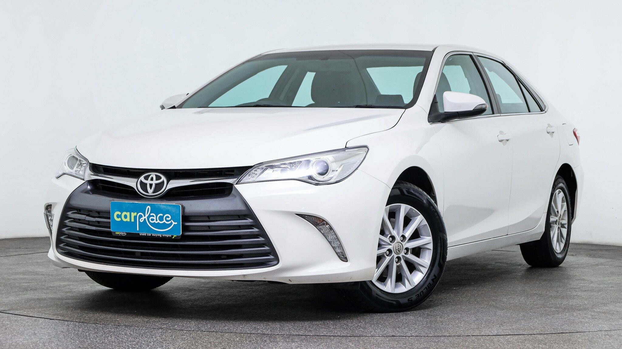 Toyota Camry image 1
