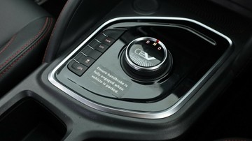 https://vehicle-cdn.autoleague.cloud/3881_1105591_28.jpg