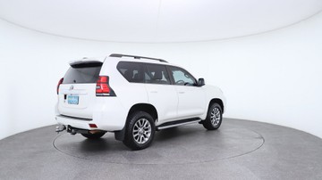 https://vehicle-cdn.autoleague.cloud/3881_1105606_10.jpg