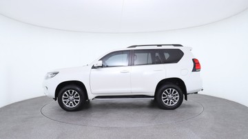 https://vehicle-cdn.autoleague.cloud/3881_1105606_15.jpg