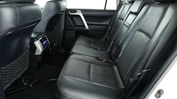 https://vehicle-cdn.autoleague.cloud/3881_1105606_18.jpg