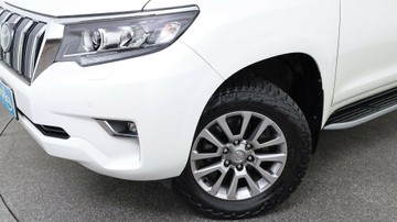 https://vehicle-cdn.autoleague.cloud/3881_1105606_22.jpg