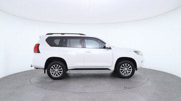 https://vehicle-cdn.autoleague.cloud/3881_1105606_5.jpg